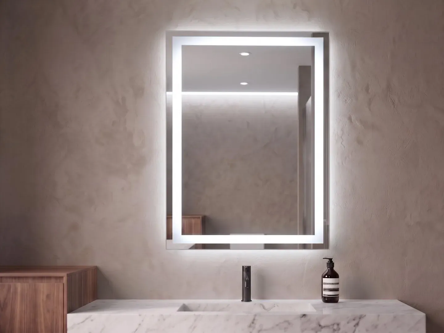 Marco 52 — Espejo LED rectangular de 37.5 × 52 cm con luz perimetral